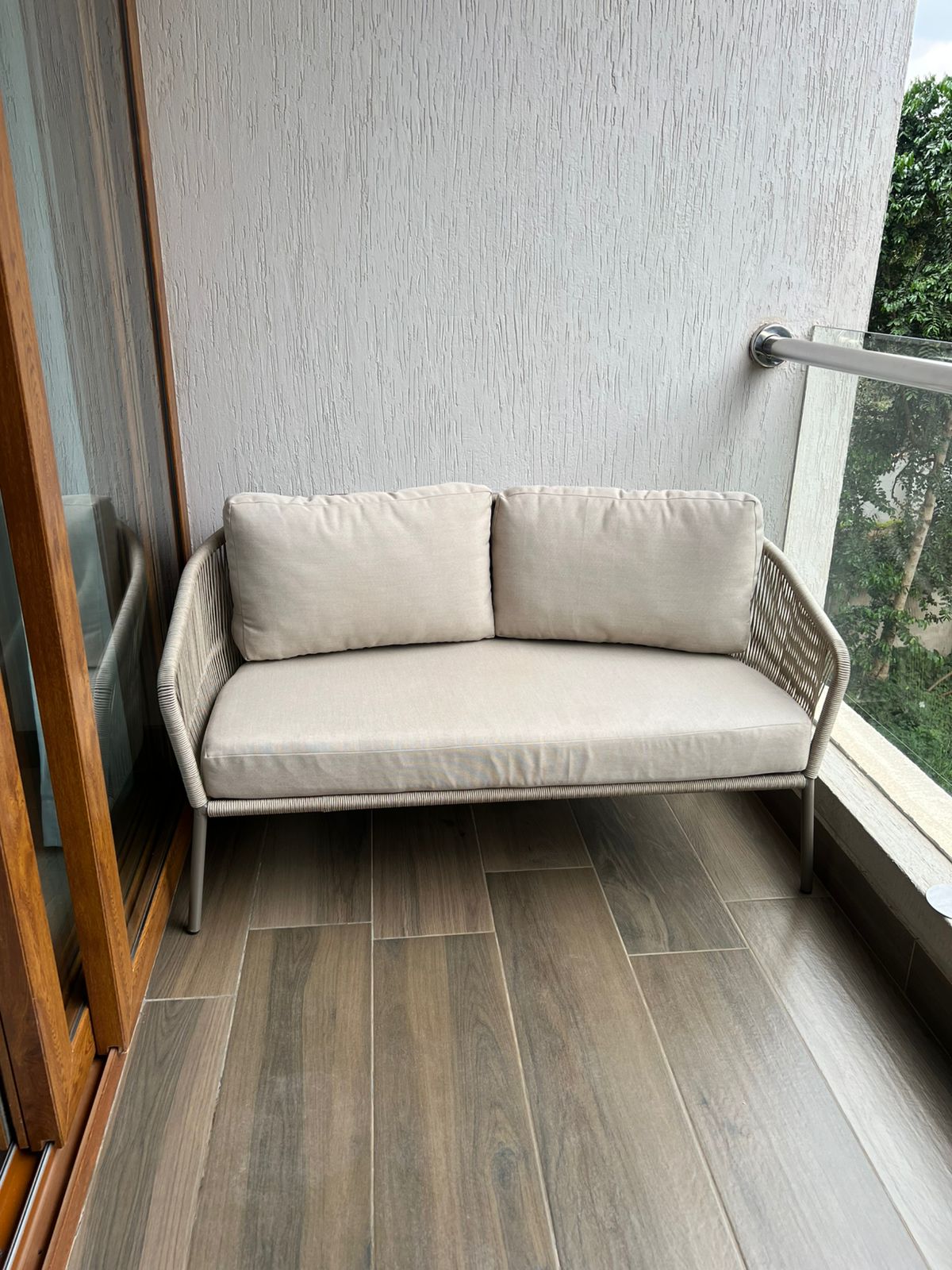 Muse Lounge with Glass Coffee Table