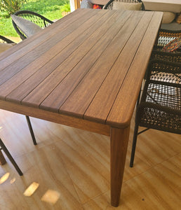 Cloud Dining Table